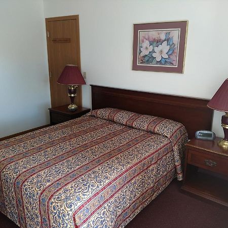 All Seasons Motel Rock Falls Dış mekan fotoğraf